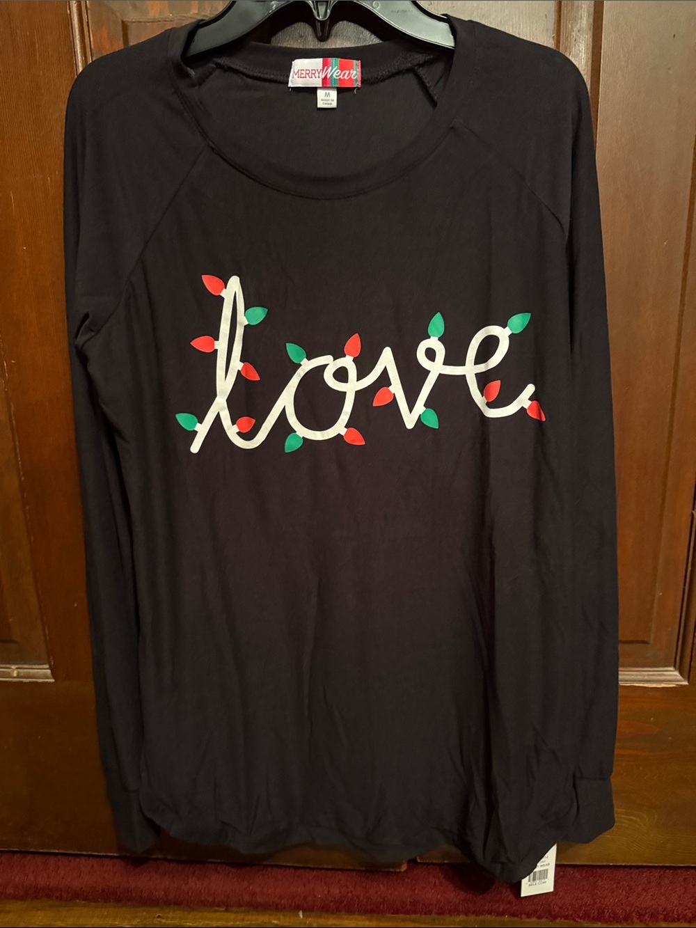 Women’s Black 'Love' Graphic Long-Sleeve Top